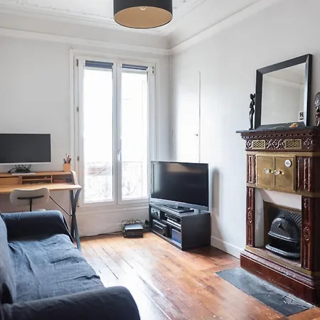 Bright Spacious And Warm